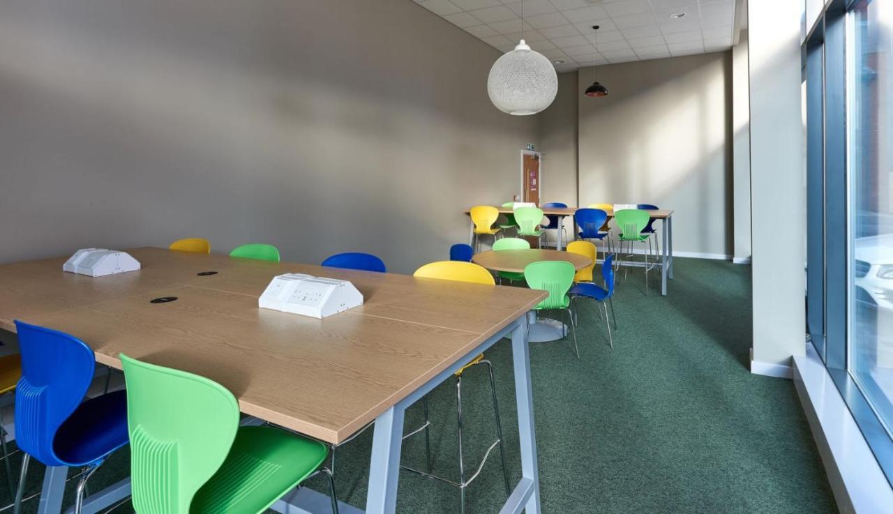 Ensuite Bedrooms With Shared Kitchen At The Elements Located In Sheffield For Students Only Eksteriør billede